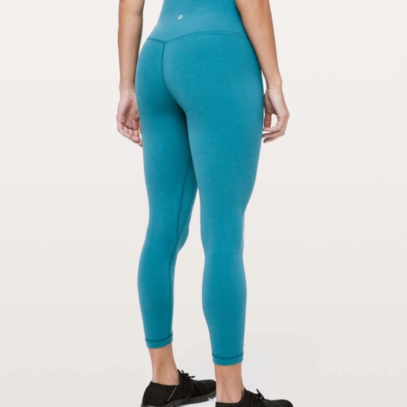 Lululemon Align Pant II *25" Capri 4 - Picture 2 of 9